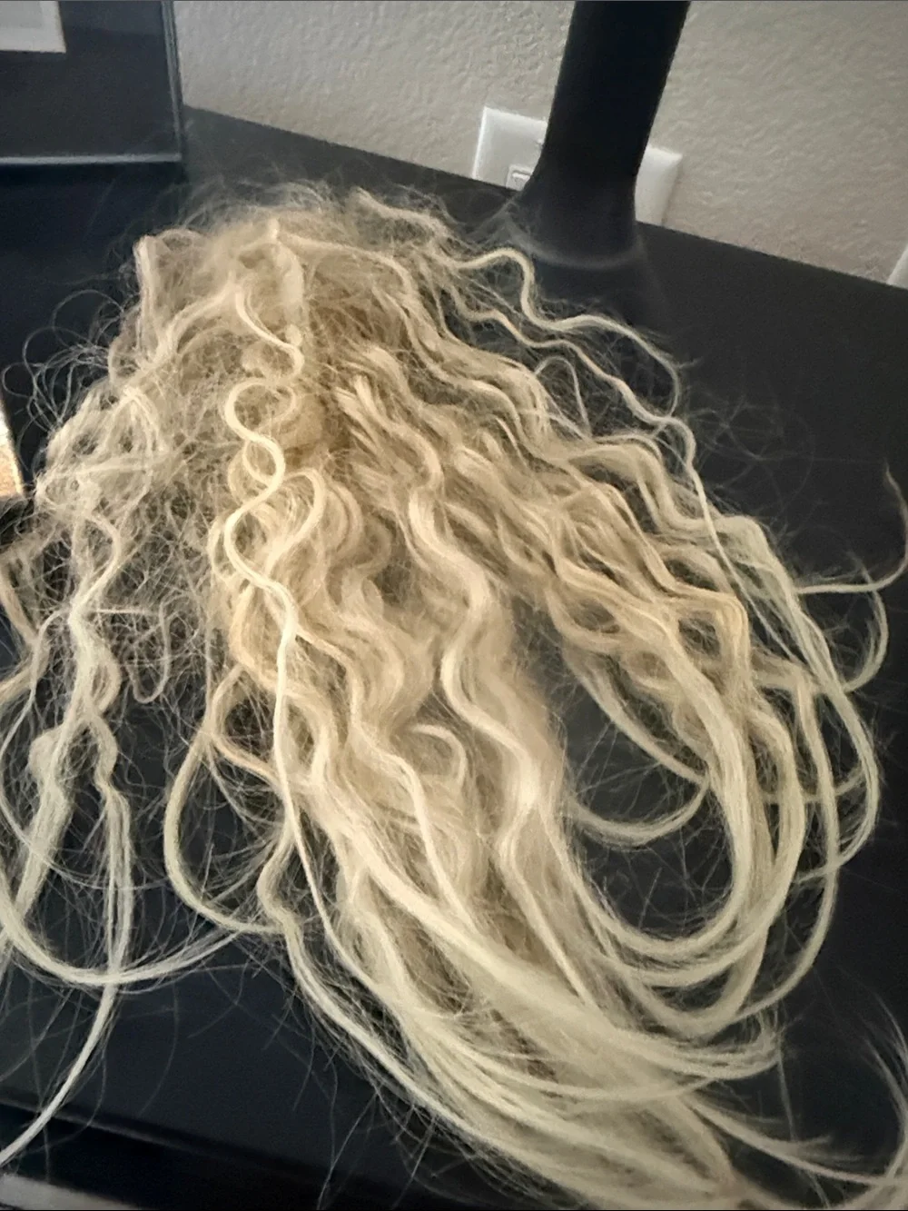 Blonde Curly Clip-In Hair Extension - Natural Wave